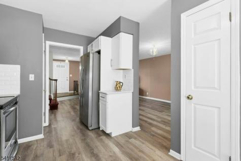6 Maddaket Scotch Plains NJ 07076
