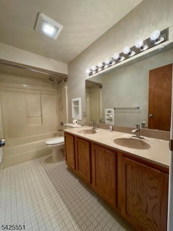 19 Plauderville Avenue Garfield NJ 07026