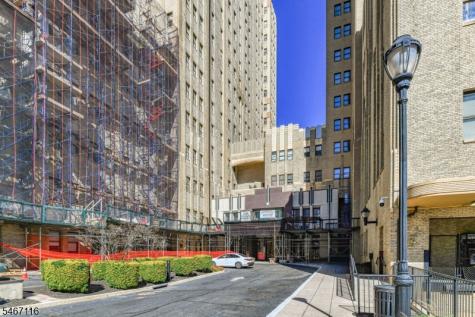 4 Beacon Way Jersey City NJ 07304