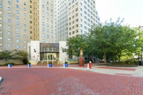 4 Beacon Way Jersey City NJ 07304
