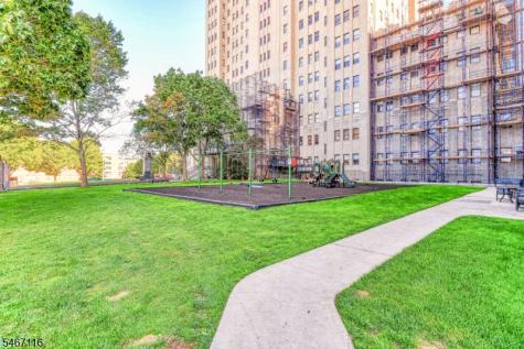 4 Beacon Way Jersey City NJ 07304