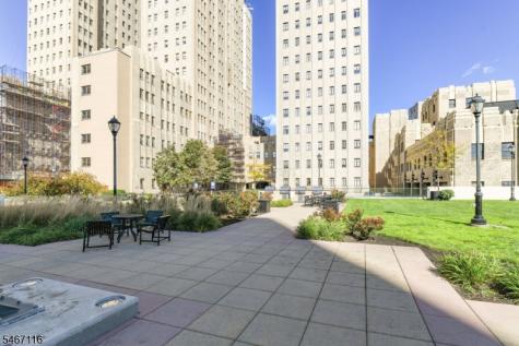 4 Beacon Way Jersey City NJ 07304