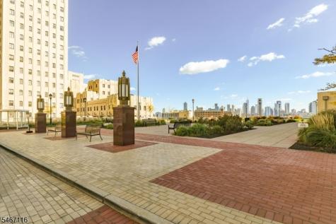 4 Beacon Way Jersey City NJ 07304
