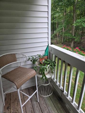 63 Autumn Court Roxbury NJ 07852