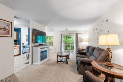 63 Autumn Court Roxbury NJ 07852