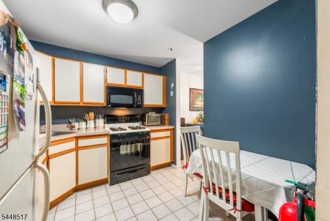 63 Autumn Court Roxbury NJ 07852