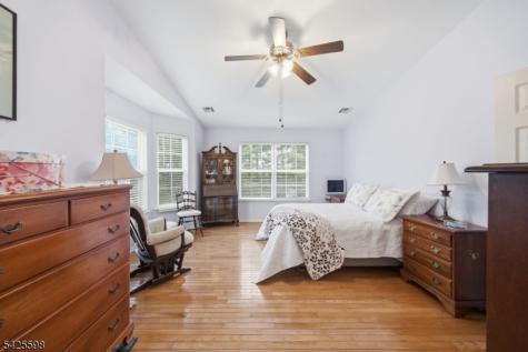 902 Hawley Court Denville NJ 07834