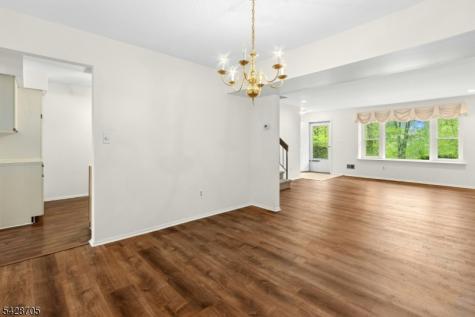 12 Harwich Court Scotch Plains NJ 07076