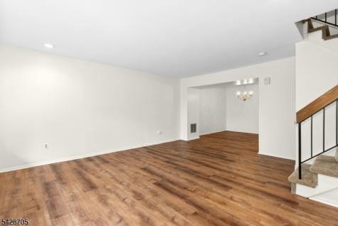 12 Harwich Court Scotch Plains NJ 07076