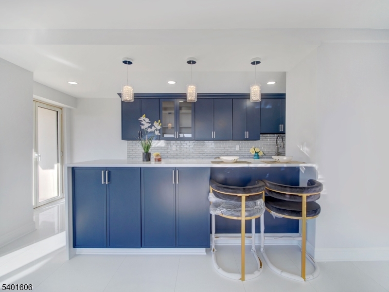 377 S Harrison Street 8l East Orange NJ 07018