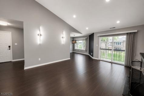 7 Tulip Crescent Little Falls NJ 07424