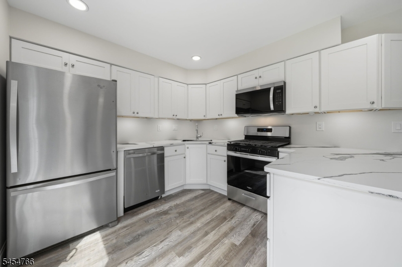 162 Mcnair Court Franklin NJ 08873