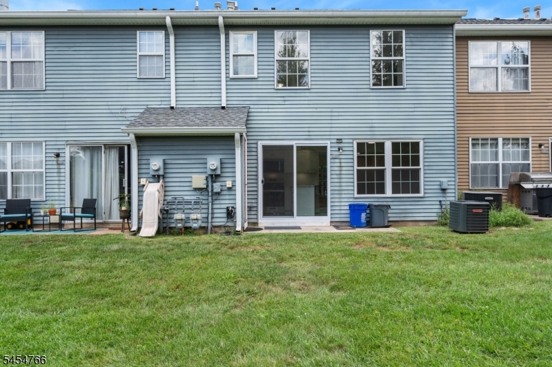 162 Mcnair Court Franklin NJ 08873