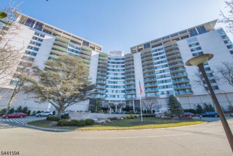 1 Claridge Drive Verona NJ 07044