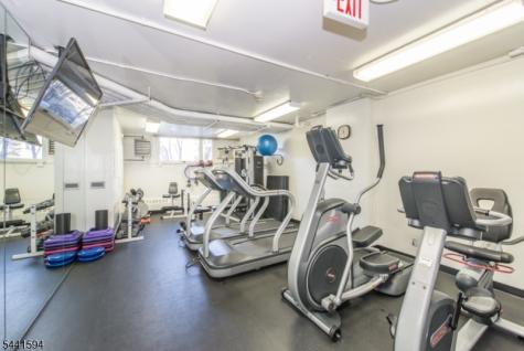 1 Claridge Drive Verona NJ 07044