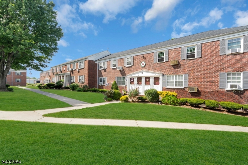 16 W Roselle Avenue Roselle Park NJ 07204