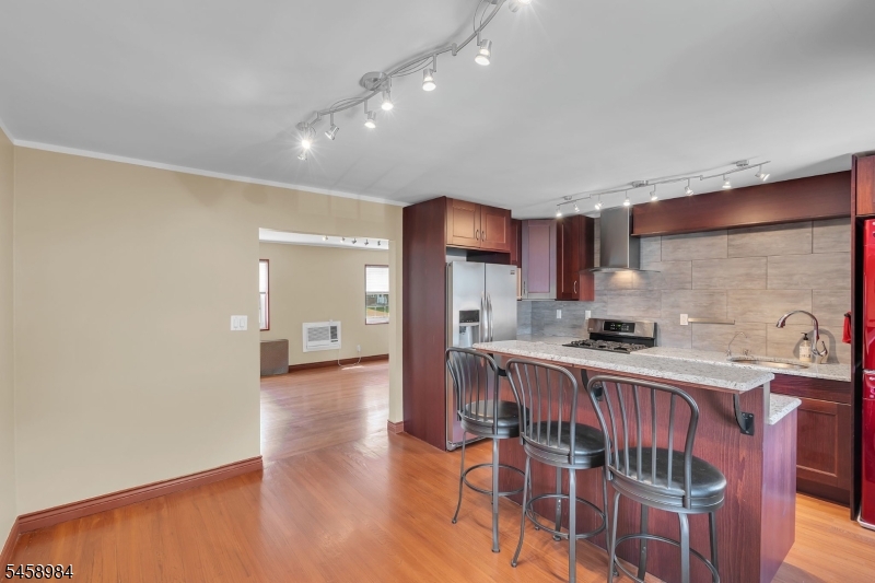 16 W Roselle Avenue Roselle Park NJ 07204