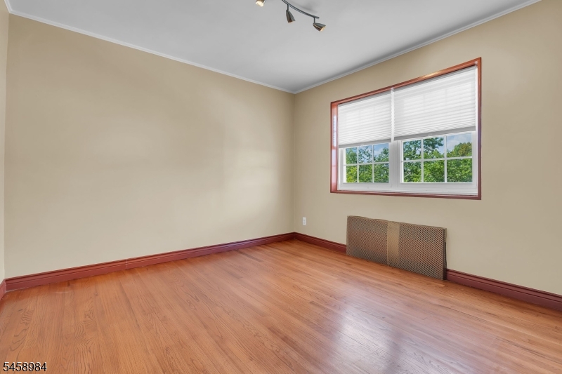 16 W Roselle Avenue Roselle Park NJ 07204