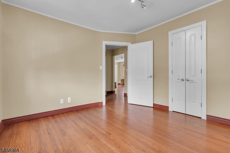 16 W Roselle Avenue Roselle Park NJ 07204