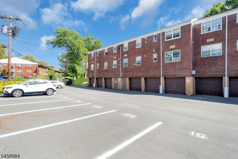 16 W Roselle Avenue Roselle Park NJ 07204