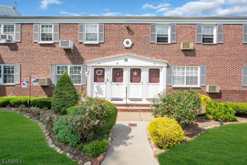 16 W Roselle Avenue Roselle Park NJ 07204