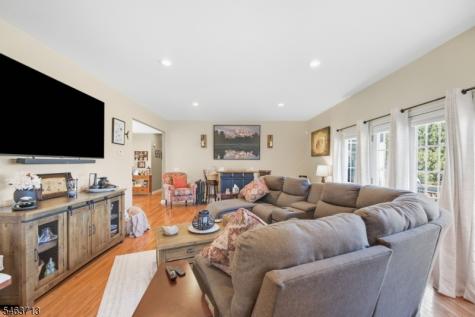 2 Troon Drive Fredon NJ 07860