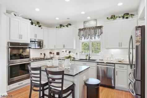 2 Troon Drive Fredon NJ 07860