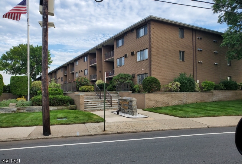 466 Liberty Street Little Ferry NJ 07643