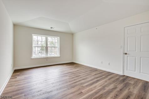 1233 Waterford Drive Edison NJ 08817