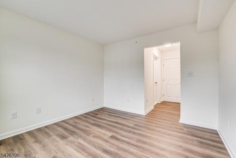 1233 Waterford Drive Edison NJ 08817