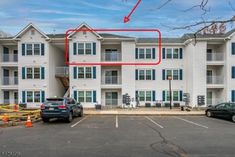 1233 Waterford Drive Edison NJ 08817