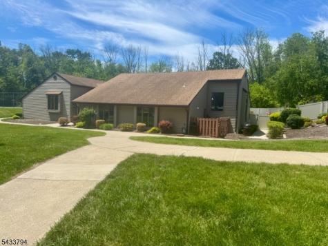 46 Eagle Drive Hampton NJ 07860