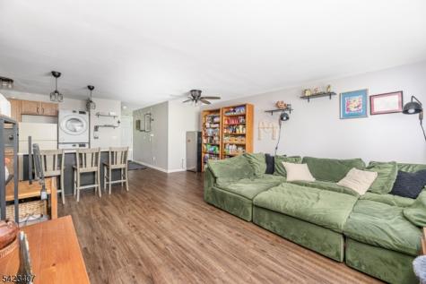 14 Falcon Ridge Way Hamburg NJ 07419
