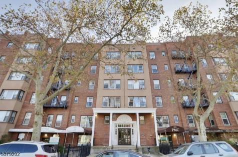 2520 John F Kennedy Boulevard Jersey City NJ 07304