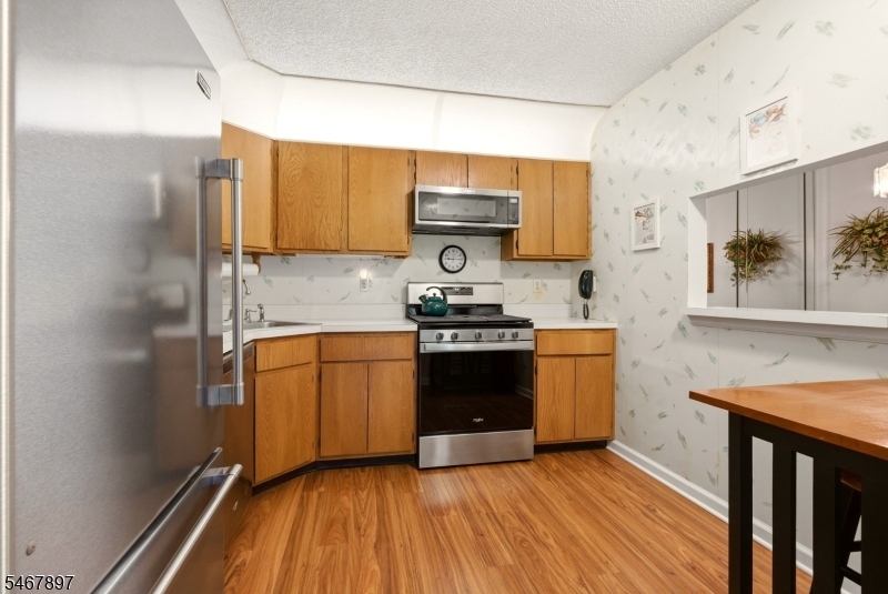 401 Danbury Lane East Brunswick NJ 08816