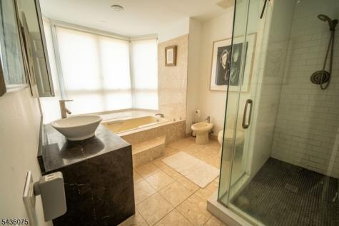130 Kensington Drive Fort Lee NJ 07024