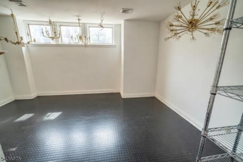 130 Kensington Drive Fort Lee NJ 07024