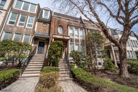 130 Kensington Drive Fort Lee NJ 07024