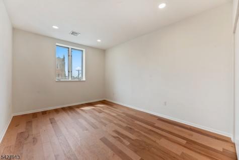 75 Liberty Avenue Jersey City NJ 07306