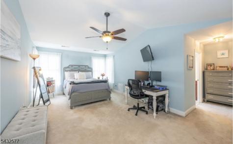 61 Briar Court Hardyston NJ 07419