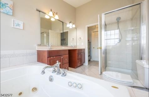 61 Briar Court Hardyston NJ 07419