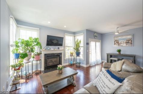 61 Briar Court Hardyston NJ 07419