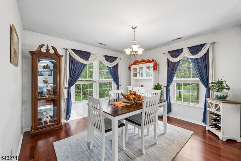 250 Nuthatch Court Readington NJ 08887