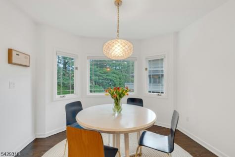 22 Fox Run Road Allendale NJ 07401