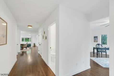 22 Fox Run Road Allendale NJ 07401