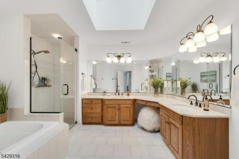 22 Fox Run Road Allendale NJ 07401