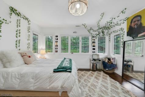 22 Fox Run Road Allendale NJ 07401