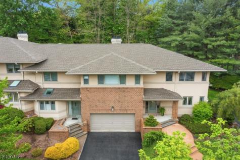 22 Fox Run Road Allendale NJ 07401