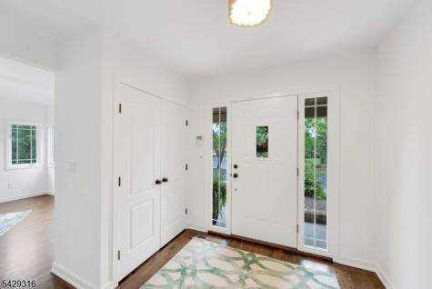 22 Fox Run Road Allendale NJ 07401