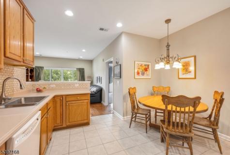 5201 Warrens Way Wanaque NJ 07465